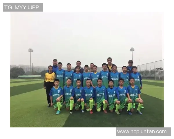 深圳足球队在全国足球比赛经验排行榜中荣获第五名的佳绩分析