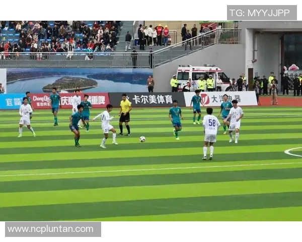 绰号恐龙的足球明星如何在绿茵场上展现无与伦比的实力与魅力