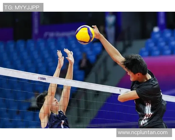 赛后分析:重庆排球队与杭州排球队实力对比与战术解析