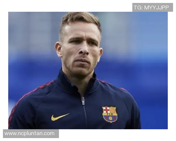 足球明星为何纷纷选择在巴黎安家生活的背后原因解析